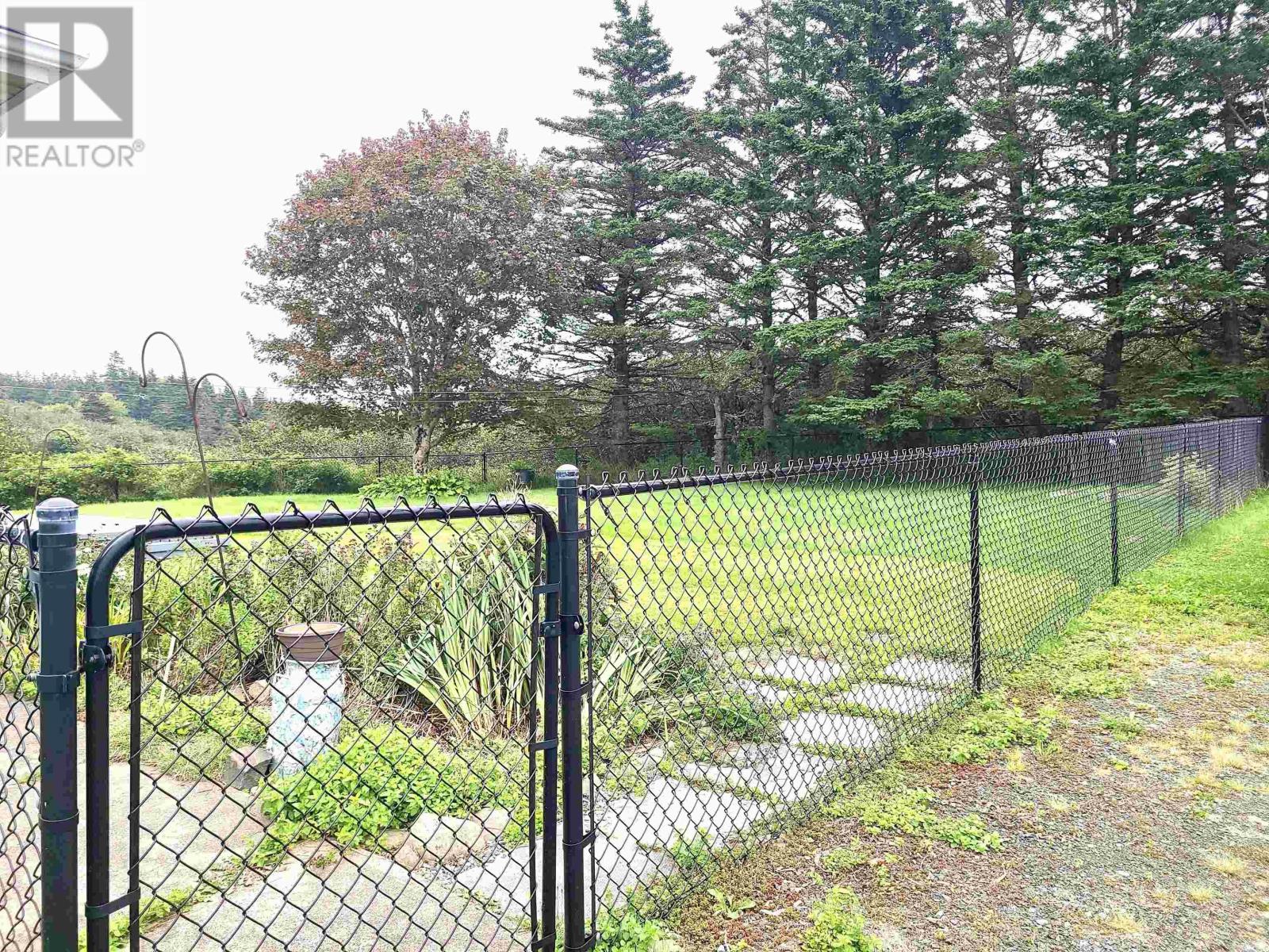 93 Across The Meadow Road Property Photo 23