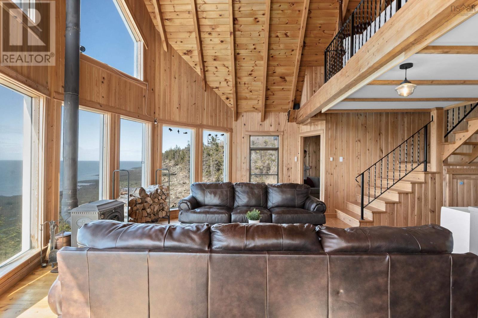 1195 Shore Road W Property Photo 15