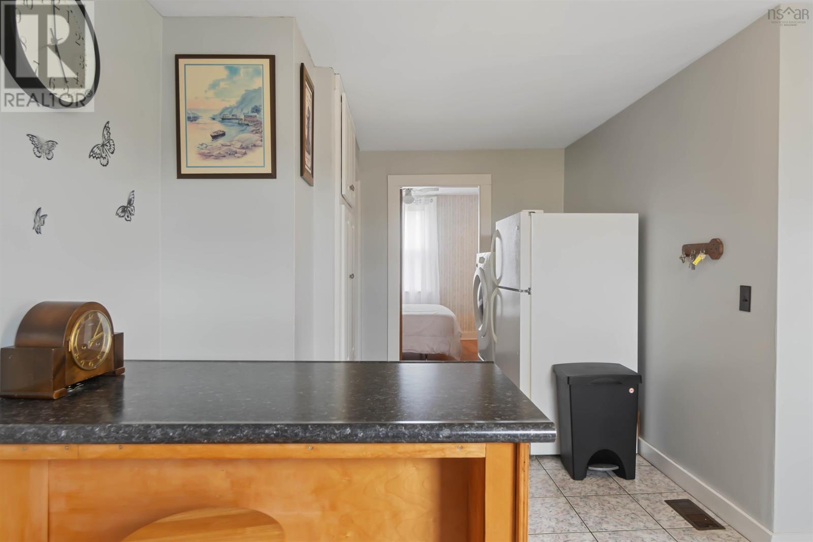 6228 Highway 101 Property Photo 18