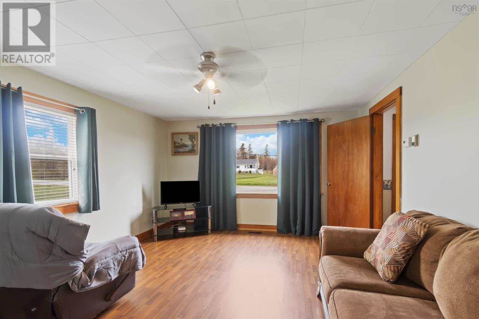 6228 Highway 101 Property Photo 21