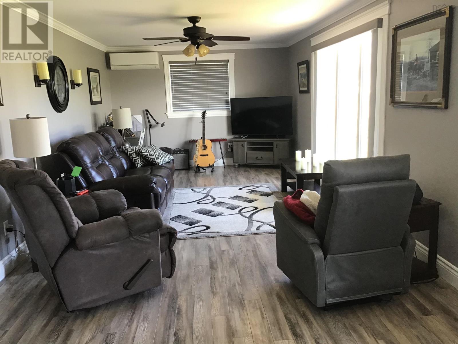 3668 Highway 209 Property Photo 13