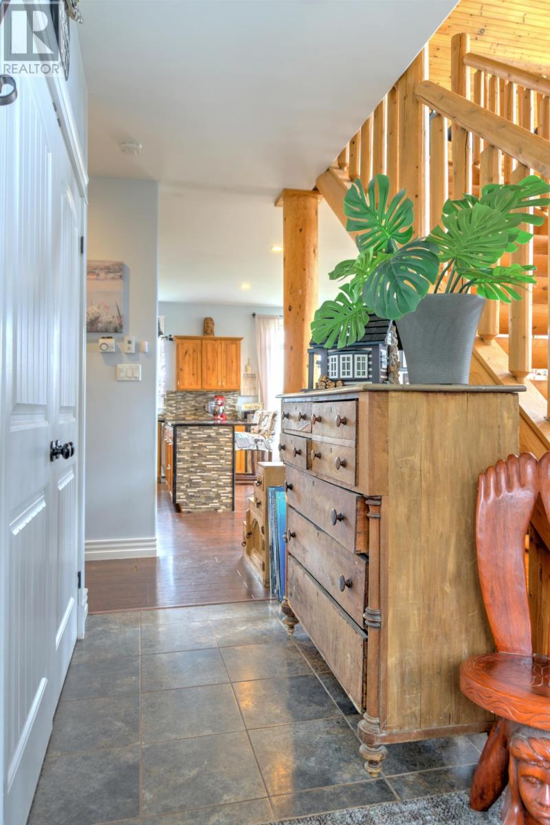 52 Cross Shores Loop Property Photo 10