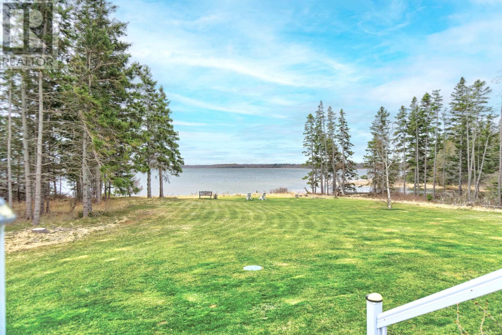 52 Cross Shores Loop Property Photo 44