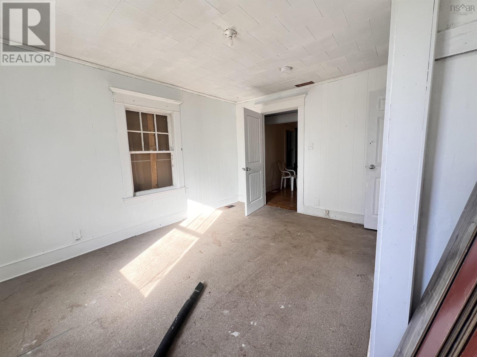 5 Pent Lane Property Photo 6
