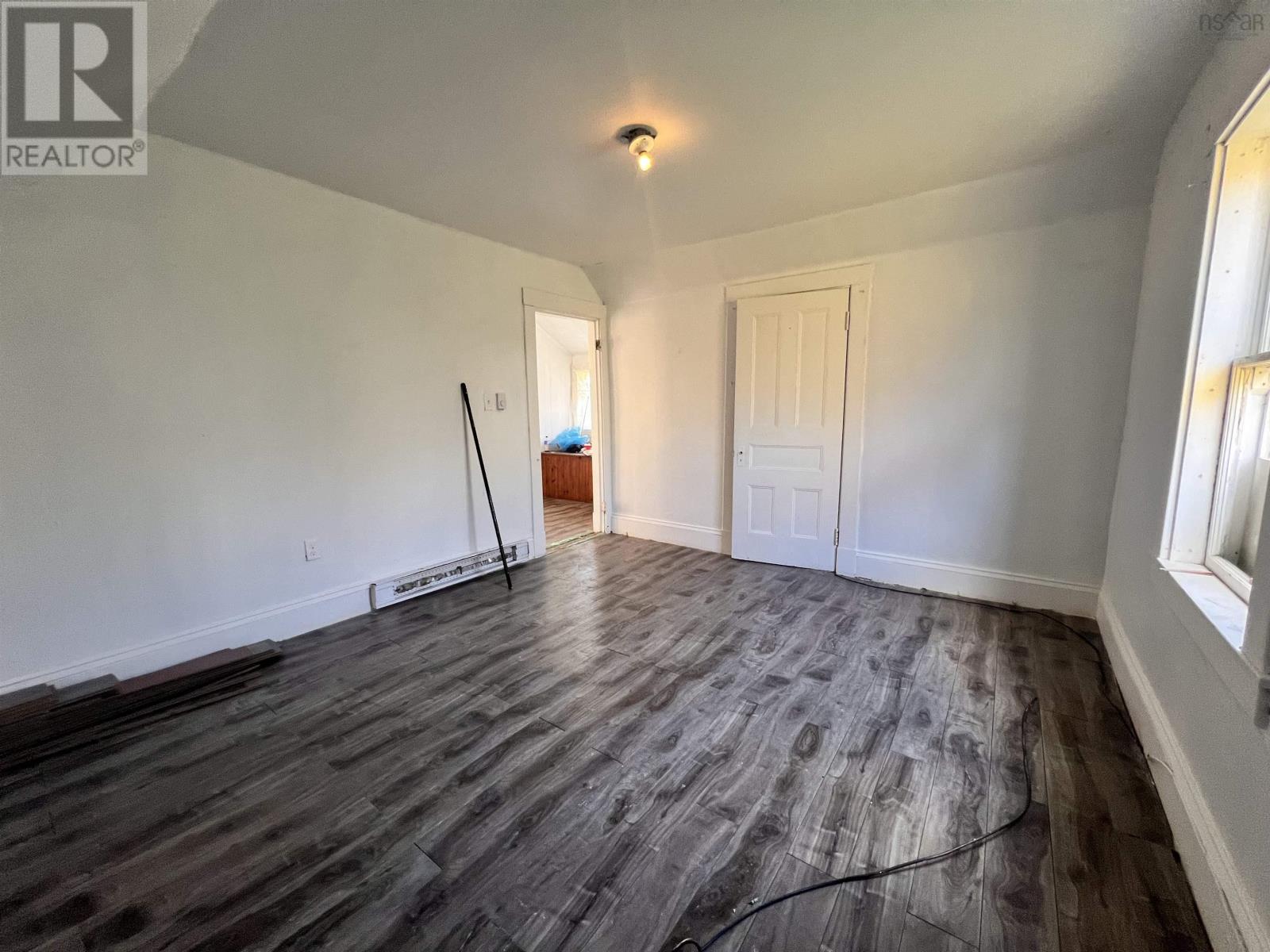 5 Pent Lane Property Photo 12