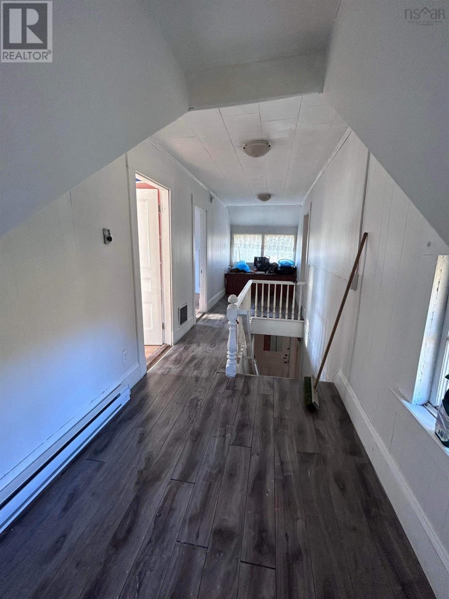 5 Pent Lane Property Photo 17