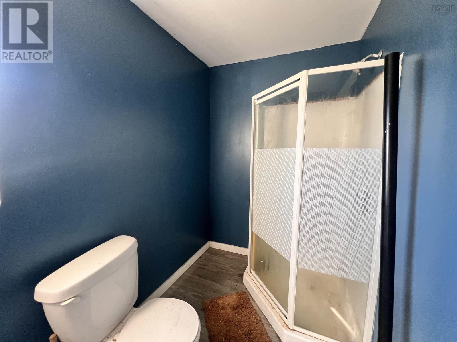 5 Pent Lane Property Photo 18