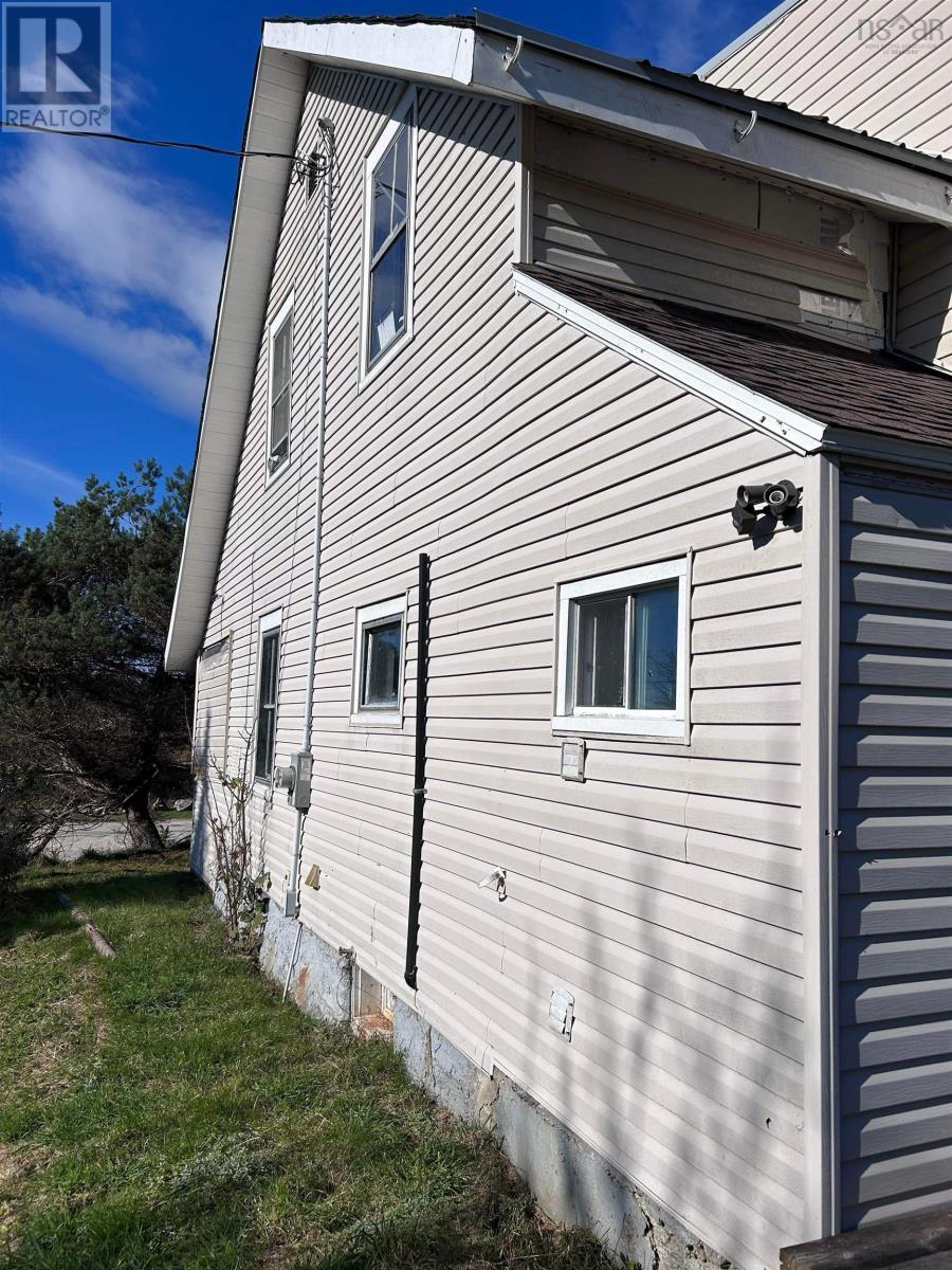 5 Pent Lane Property Photo 21