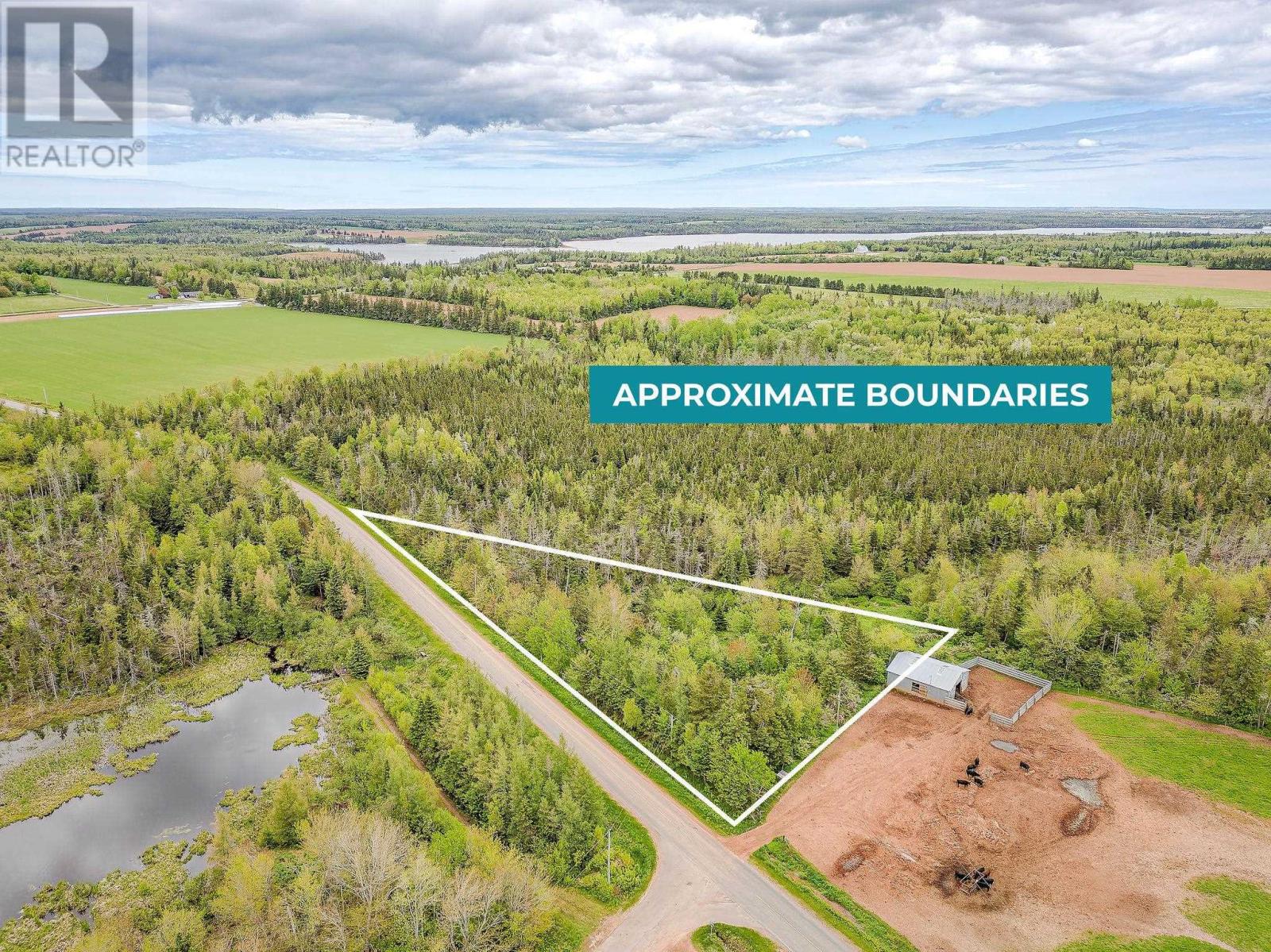 Acreage Macphee Road Property Photo 3