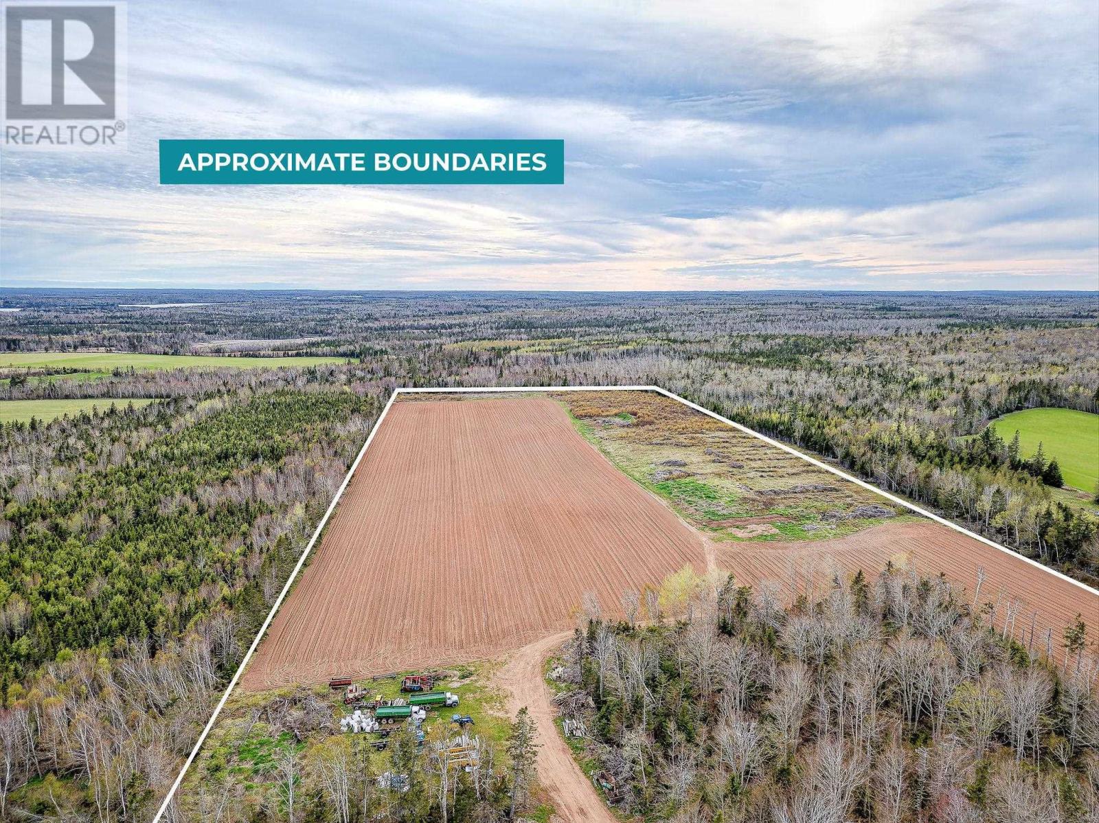 Acreage Macphee Road Property Photo 5