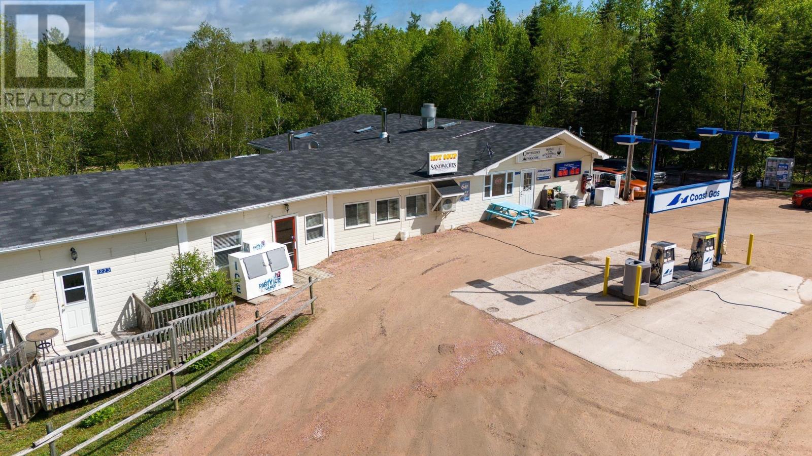 1223/1225/1227 East Dalhousie Road Property Photo 4
