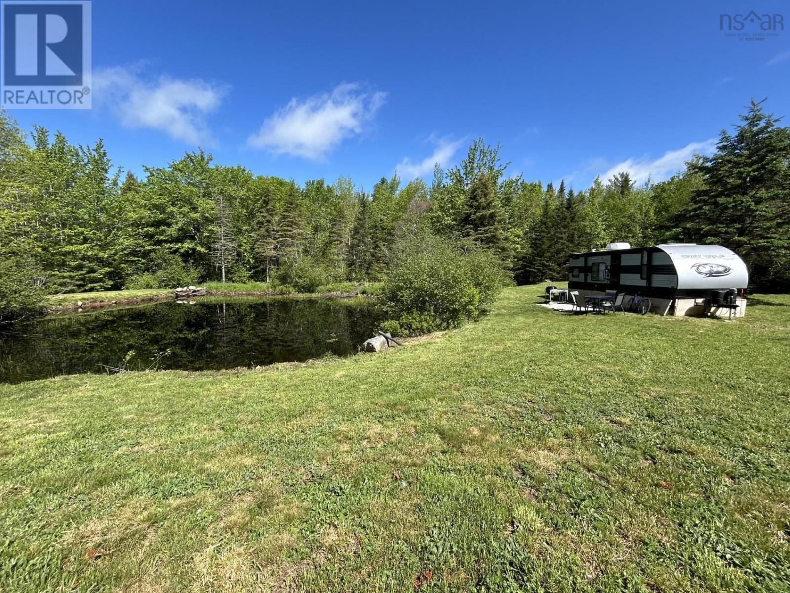1223/1225/1227 East Dalhousie Road Property Photo 8