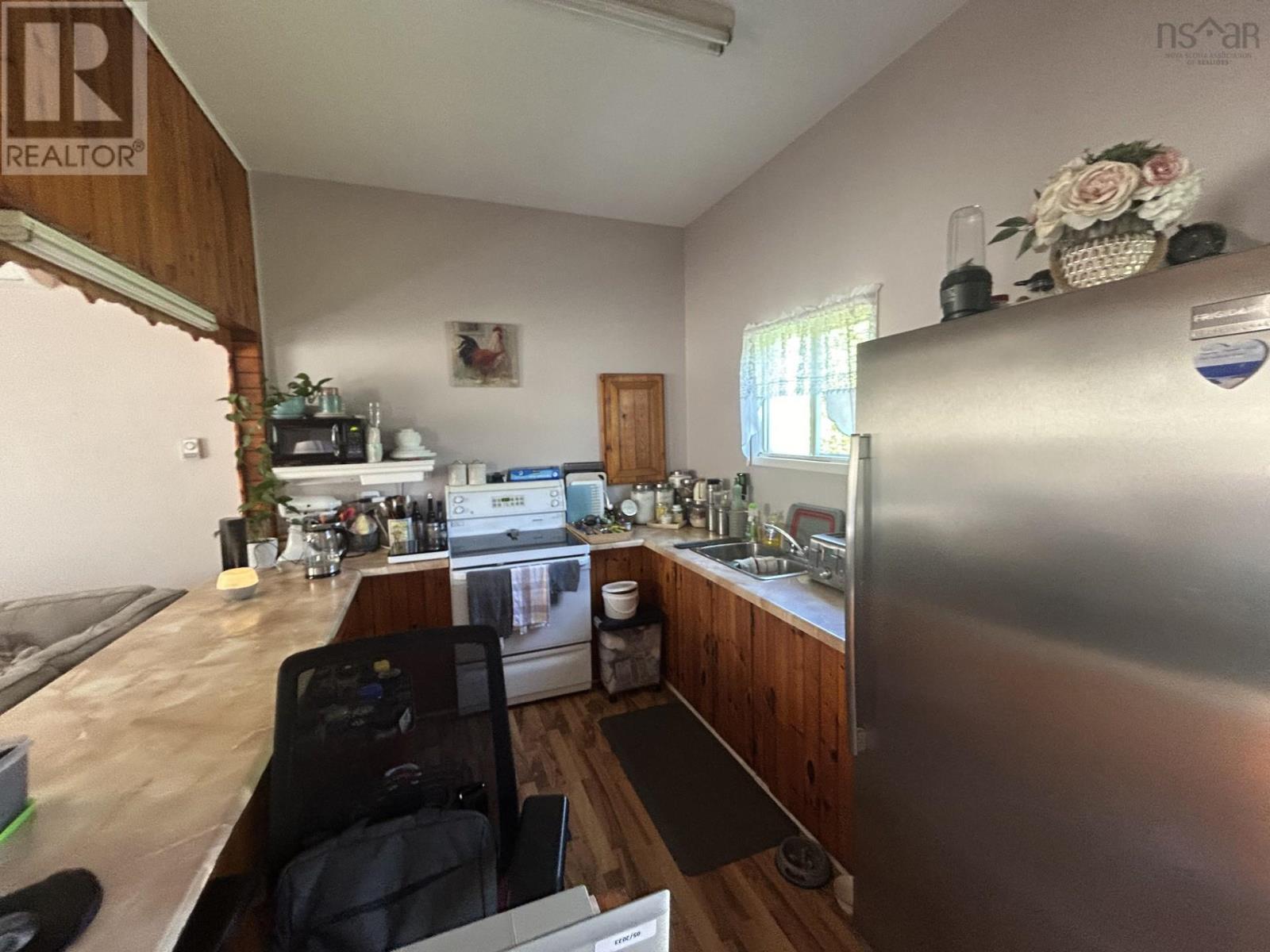 1223/1225/1227 East Dalhousie Road Property Photo 40