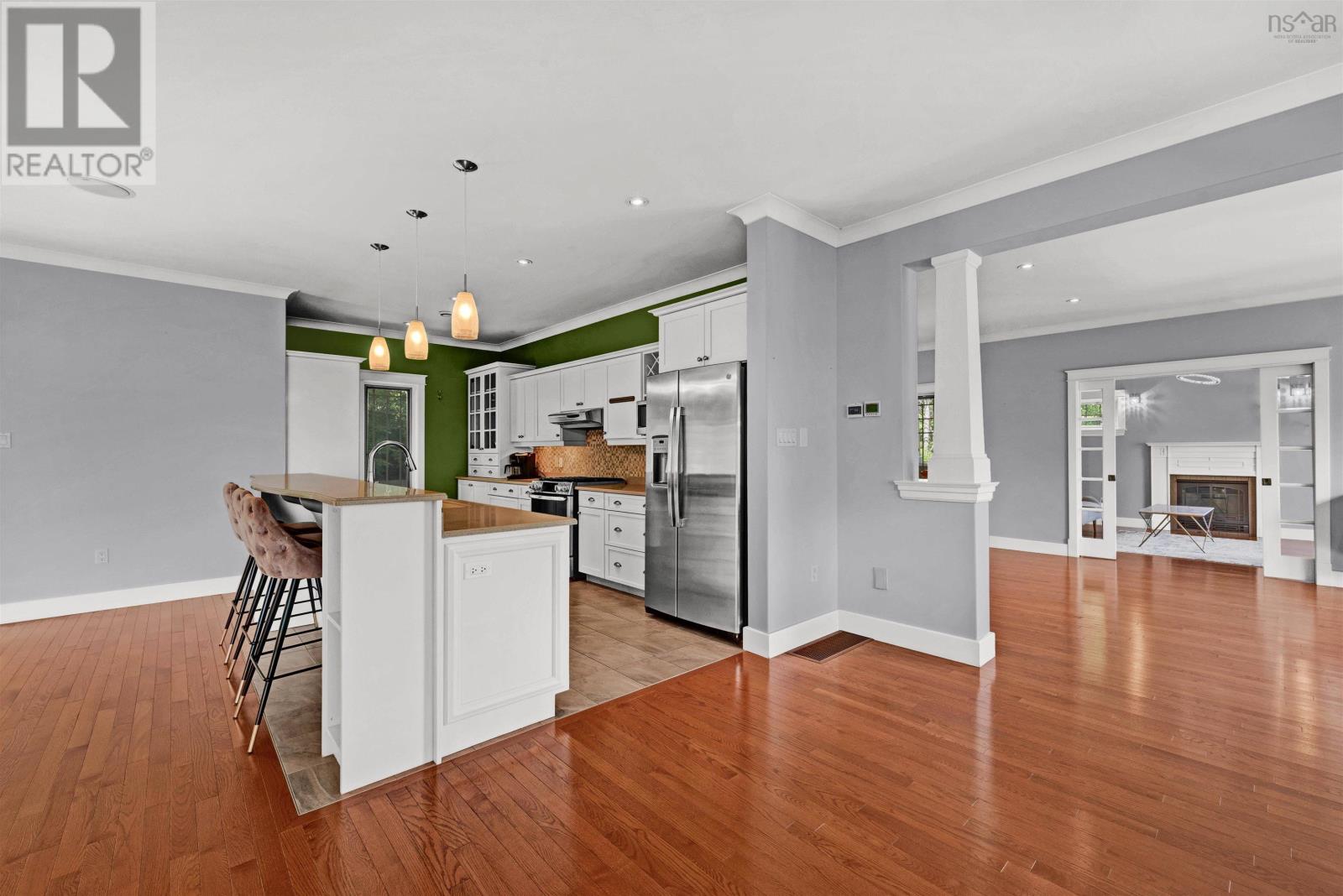 16 Cresthaven Drive Property Photo 18