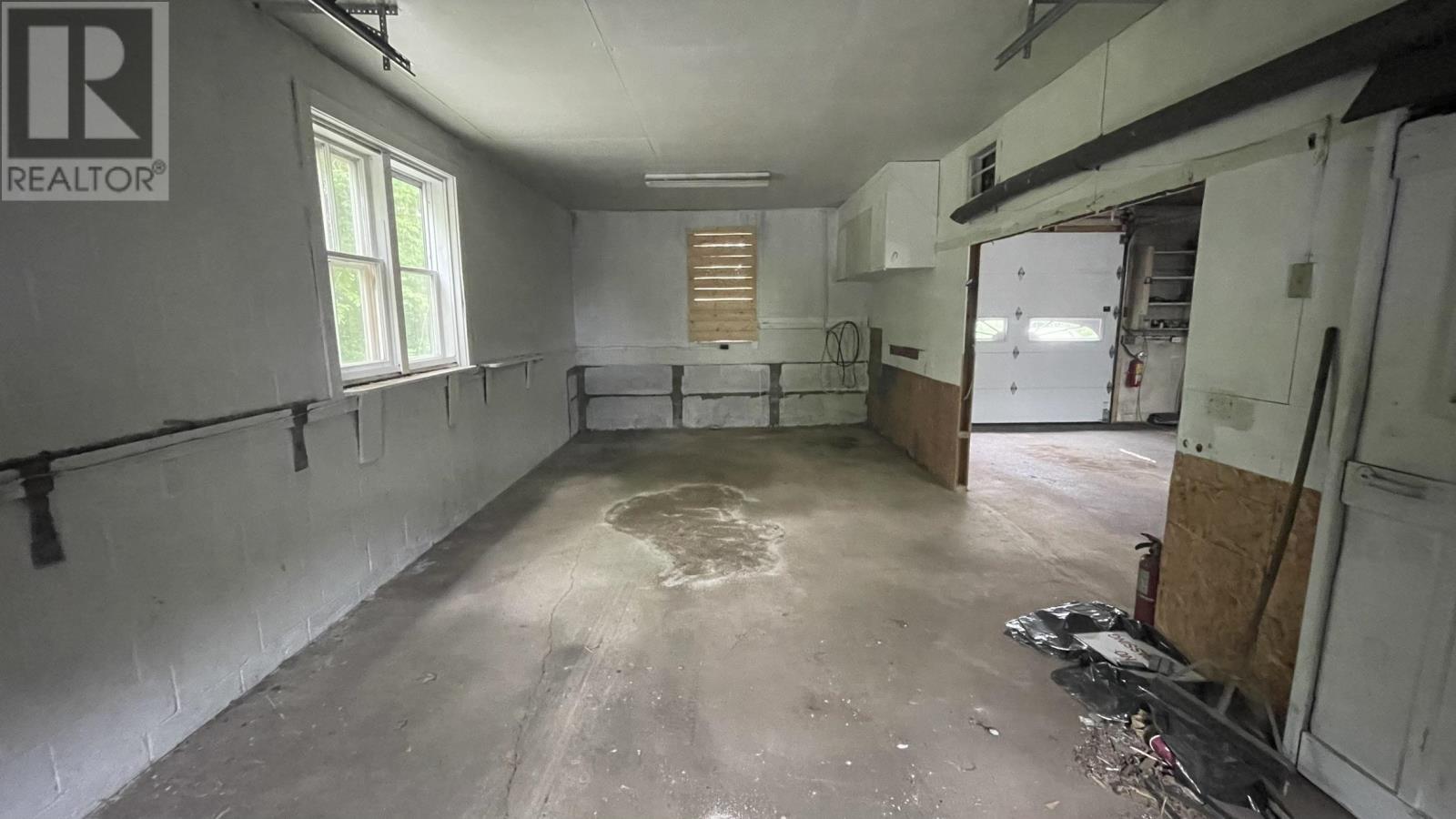 4398 Highway 1 Property Photo 11