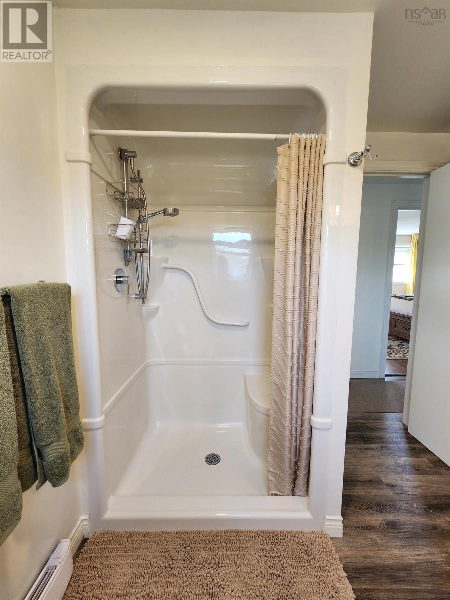 50 North Road Property Photo 24