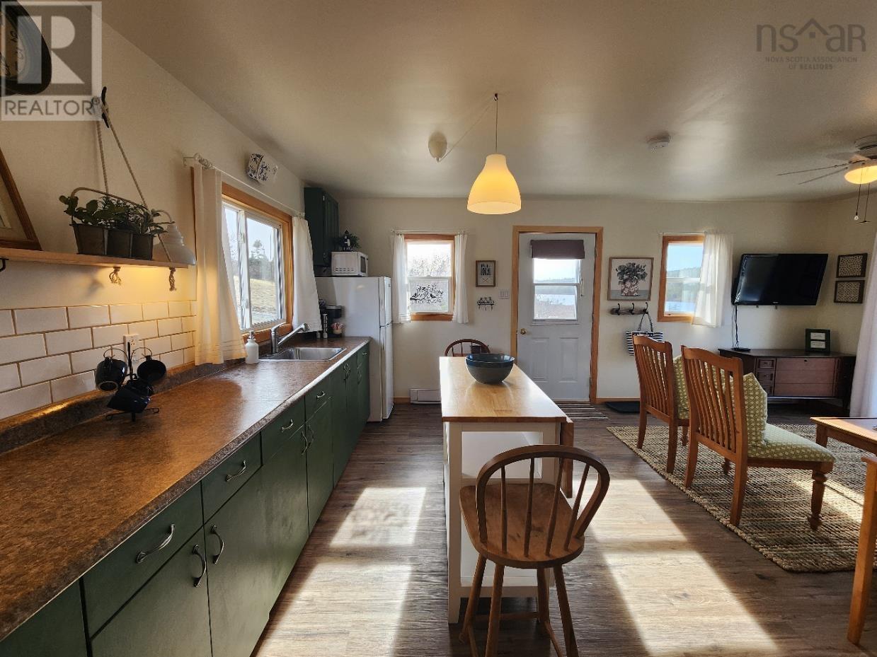 50 North Road Property Photo 31