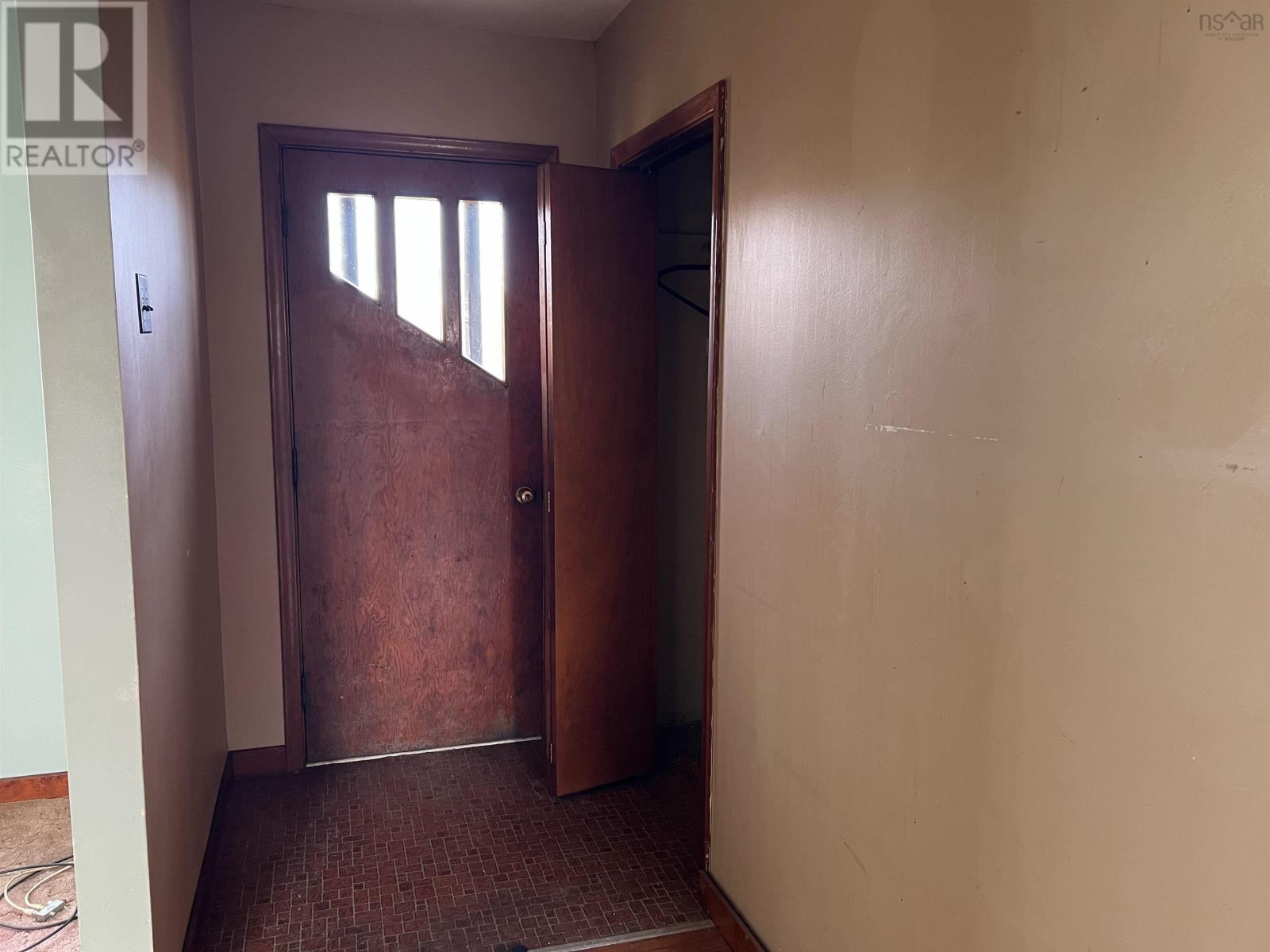 4526 Highway 7 Property Photo 17