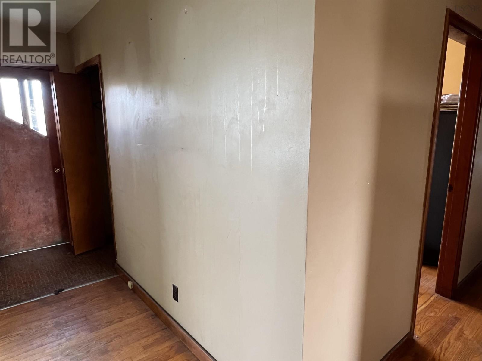 4526 Highway 7 Property Photo 18