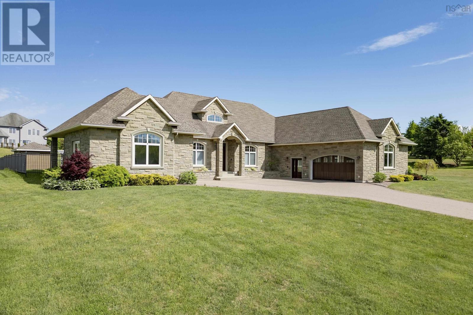 31 Gosling Glen Property Photo 1
