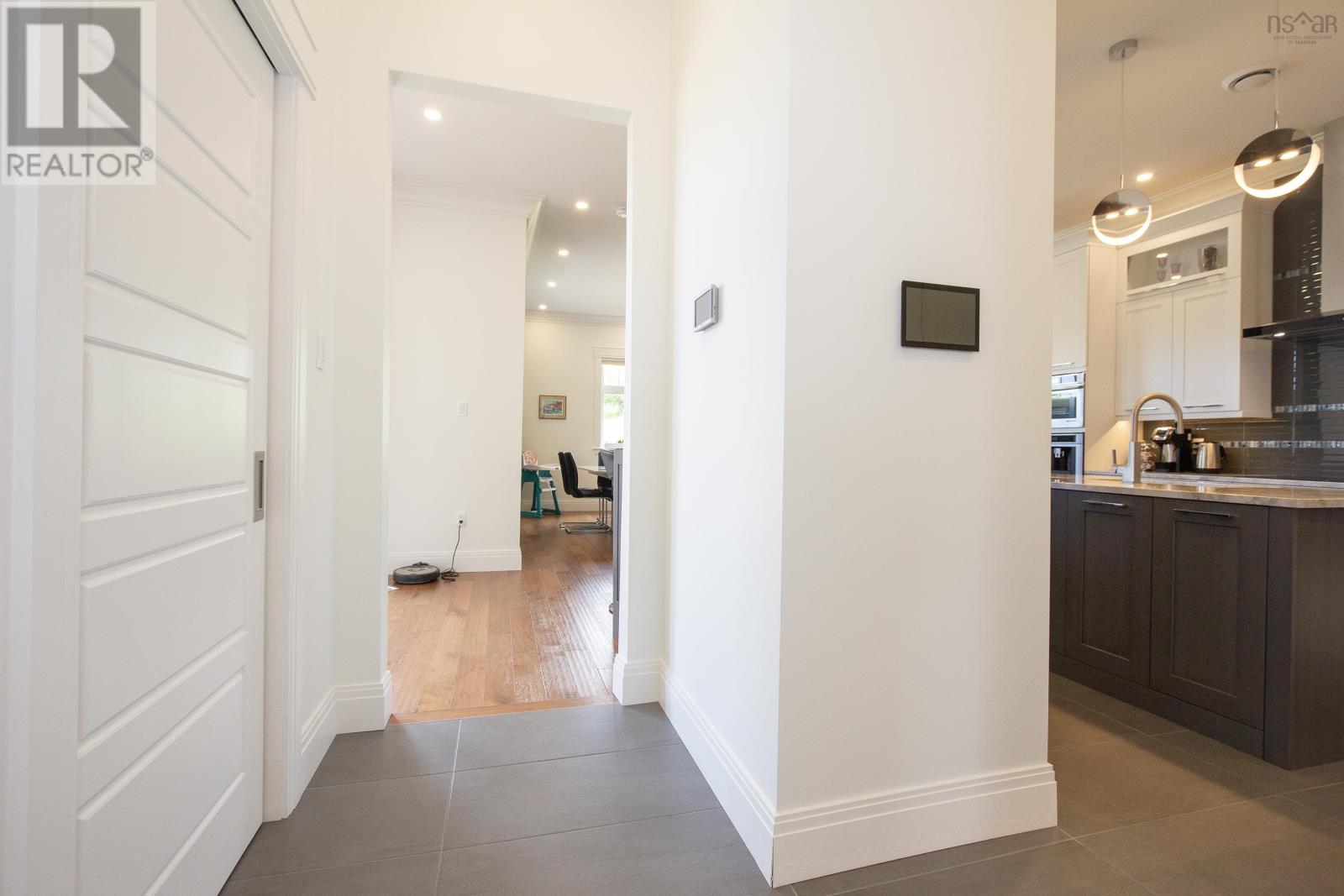 31 Gosling Glen Property Photo 15