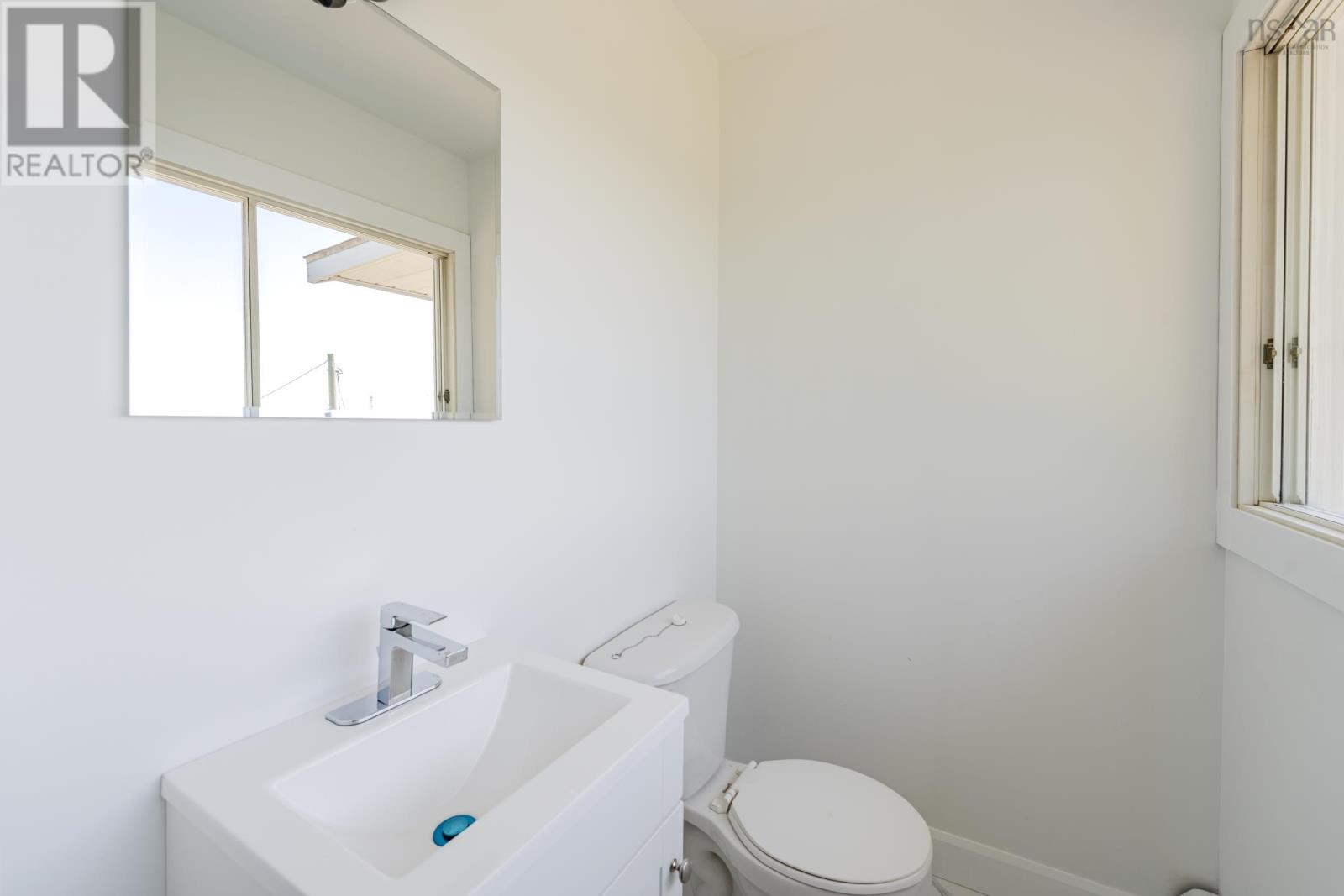 172 Highway 1 Property Photo 29