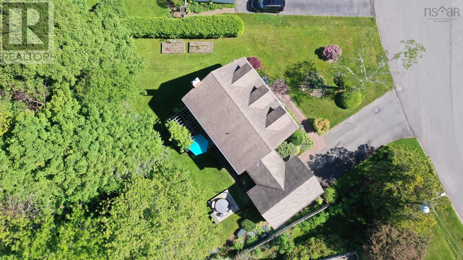 14 Minas View Drive Property Photo 5