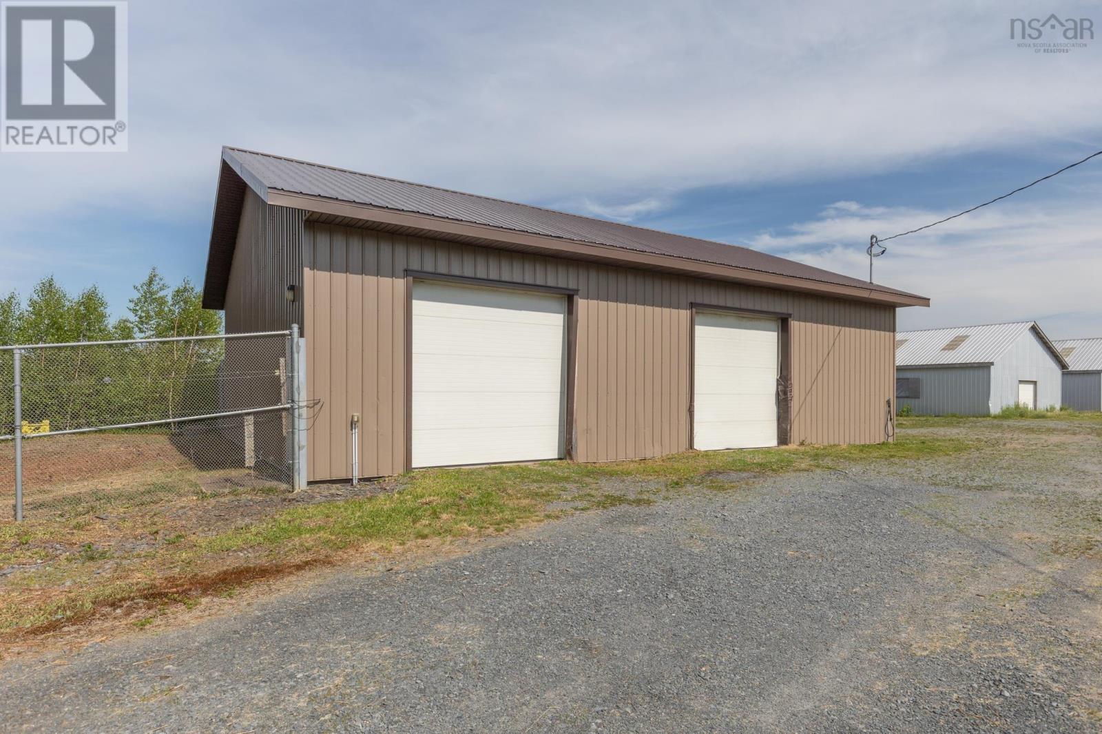 575 Devonshire Road Property Photo 10
