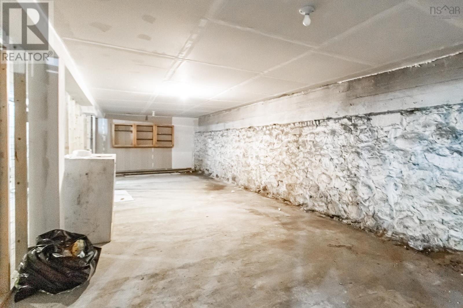 324 St. George Street Property Photo 49