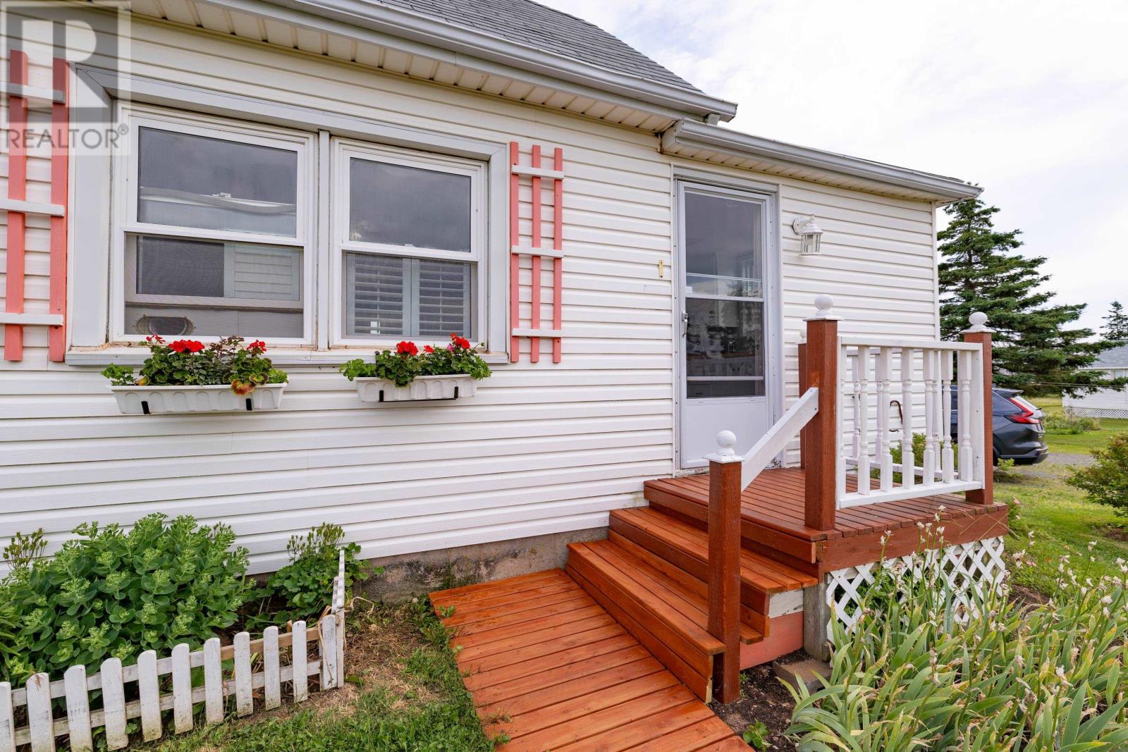 6888 Route 13 Property Photo 4