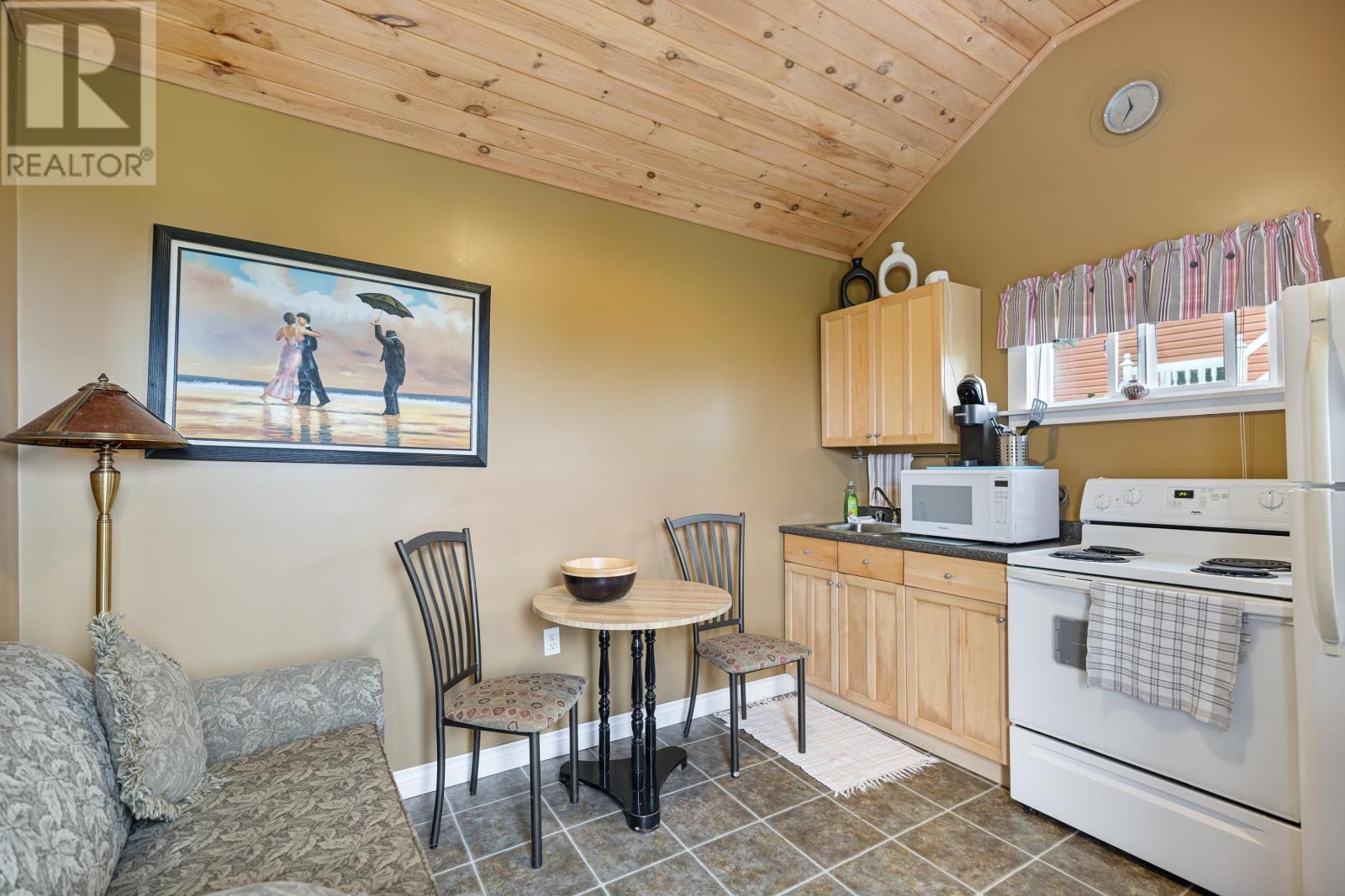 6888 Route 13 Property Photo 32