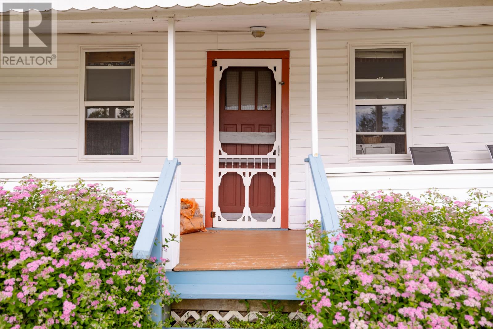 6888 Route 13 Property Photo 36