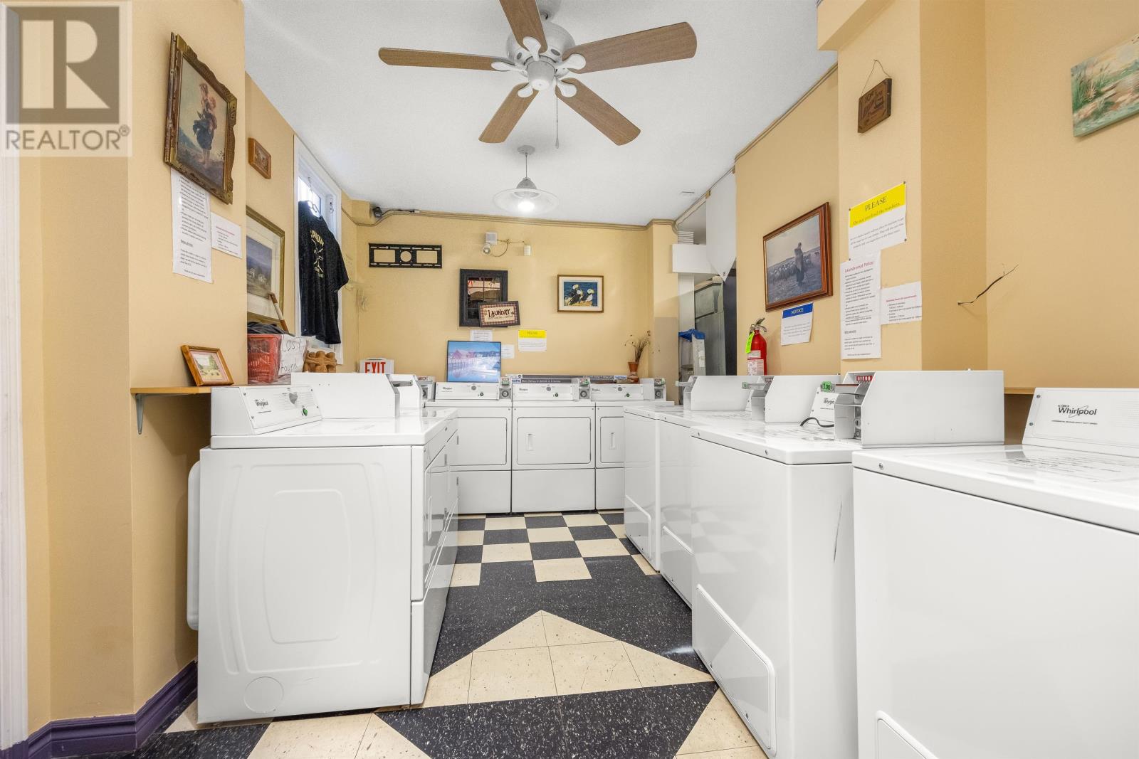 19 Hillsborough Street Property Photo 8