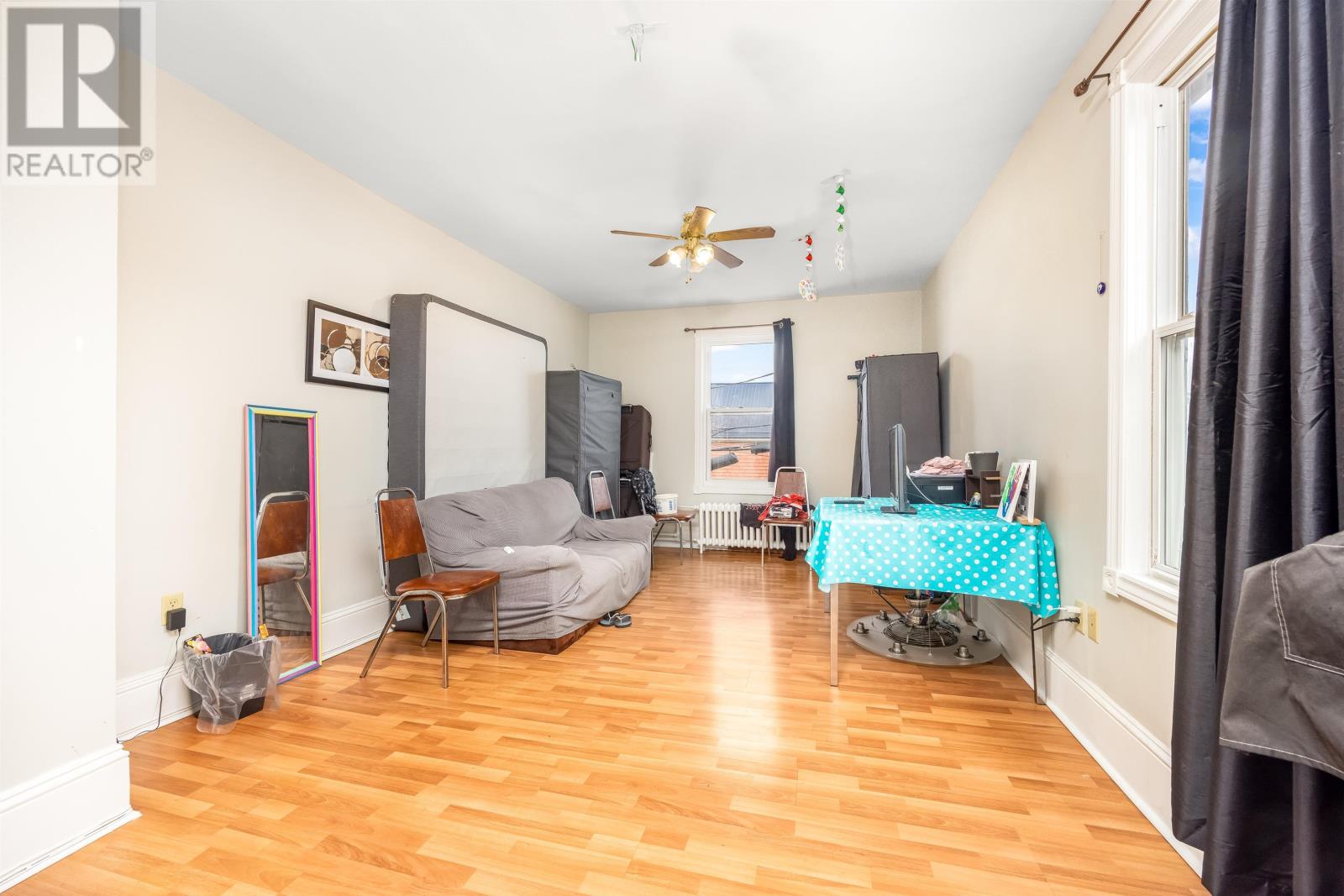 19 Hillsborough Street Property Photo 14