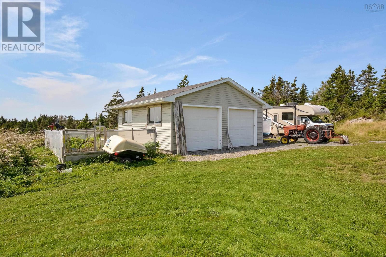 9684 St.peters Fourchu Road Property Photo 8