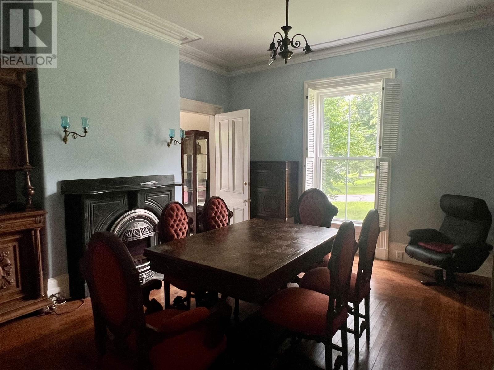 258 Faulkland Street Property Photo 20