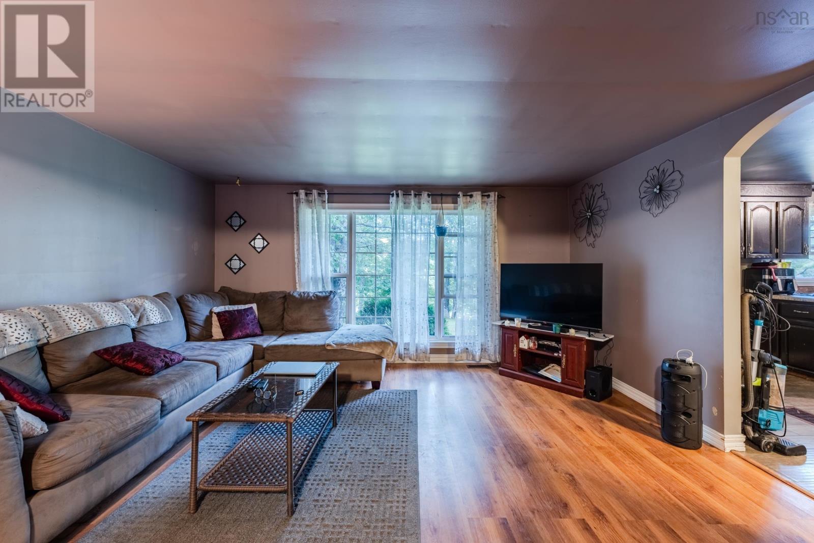 1037 Culloden Road Property Photo 14