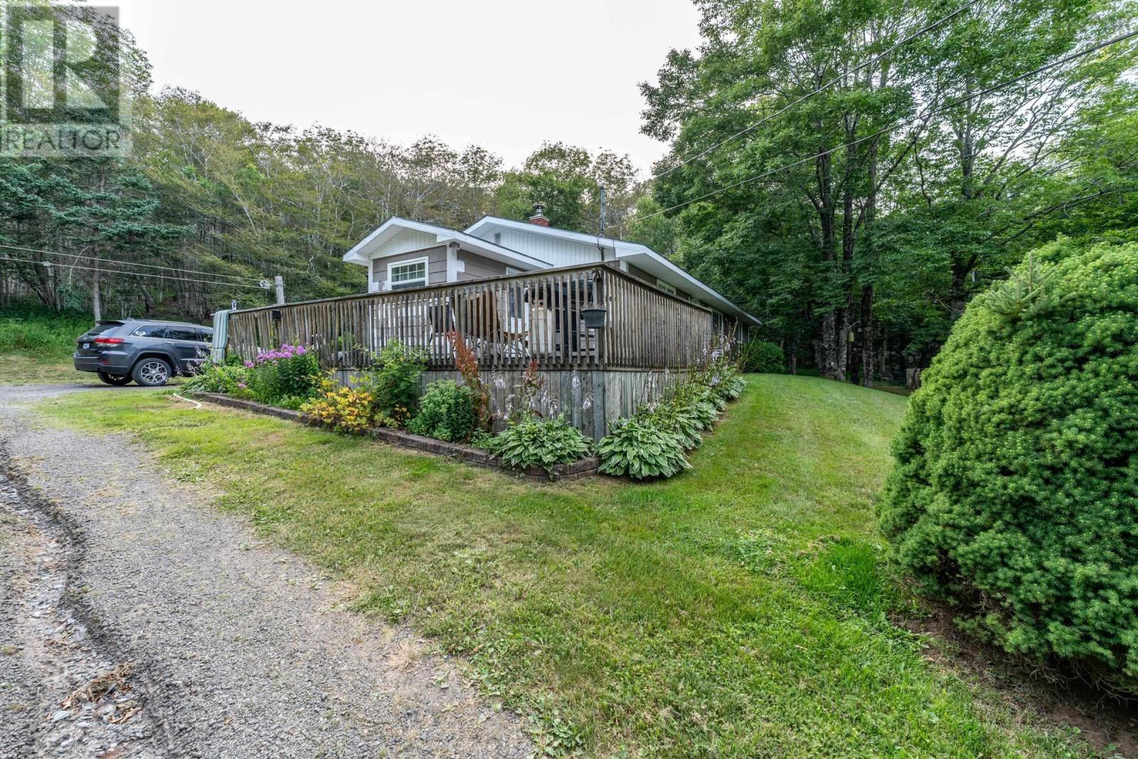 1037 Culloden Road Property Photo 24