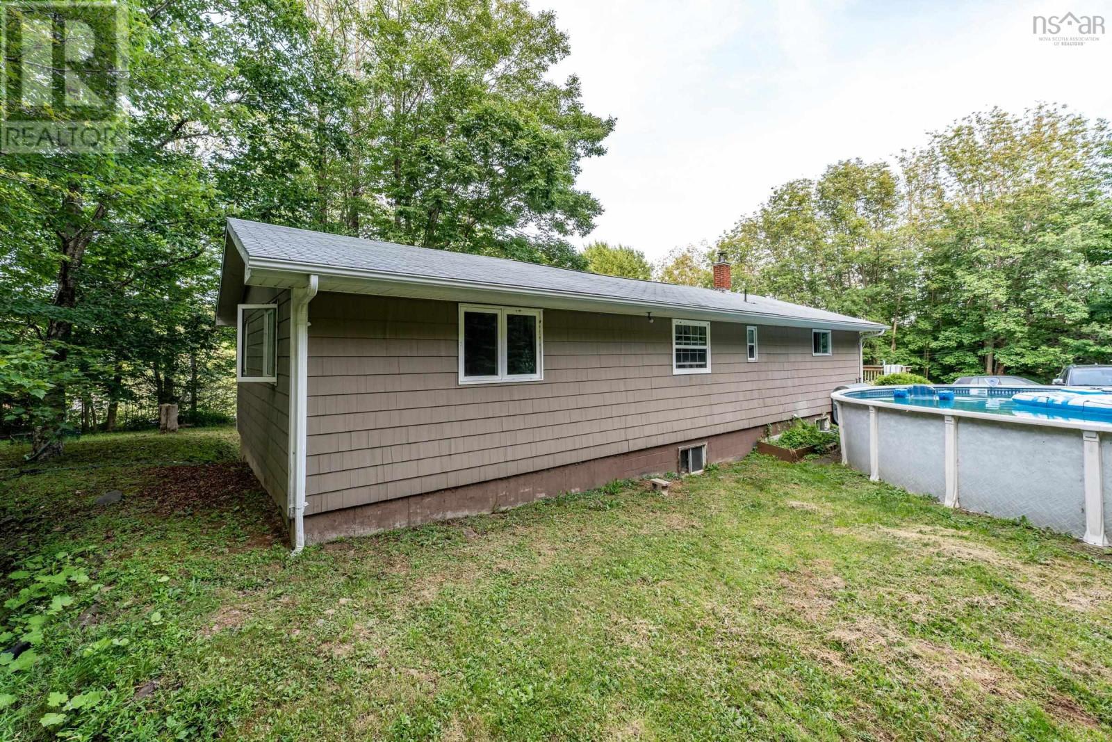 1037 Culloden Road Property Photo 28