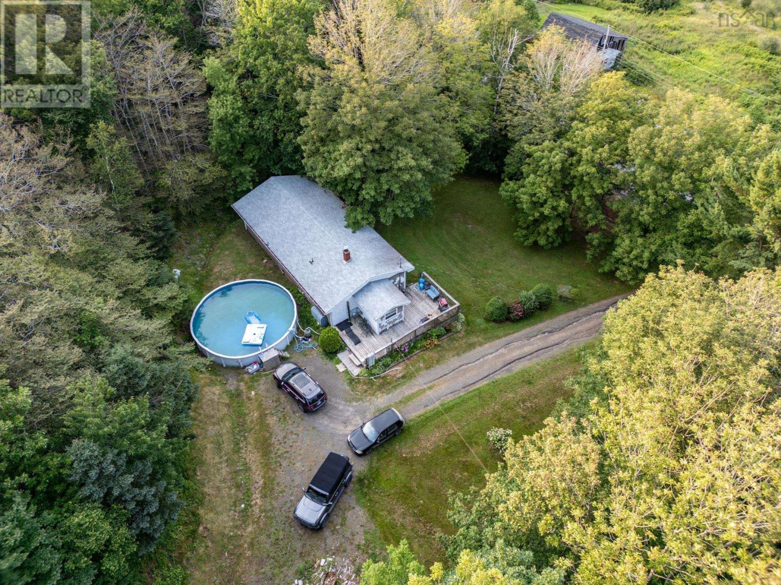 1037 Culloden Road Property Photo 32