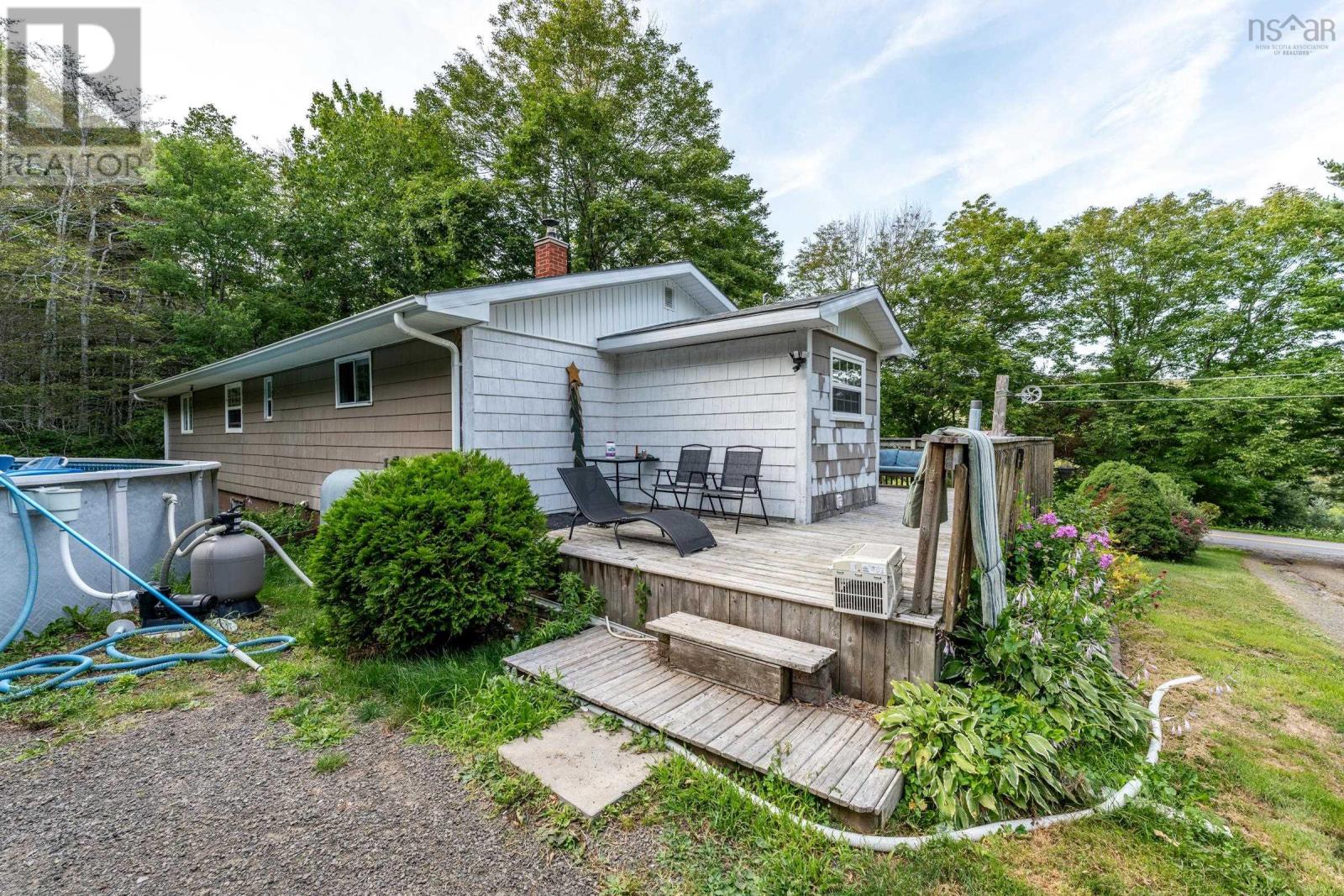 1037 Culloden Road Property Photo 34