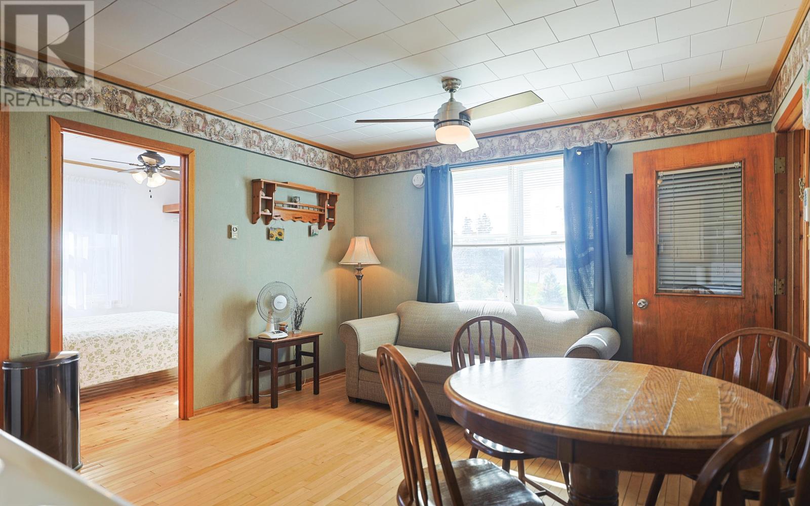 #7 Deroma Cottages Property Photo 21
