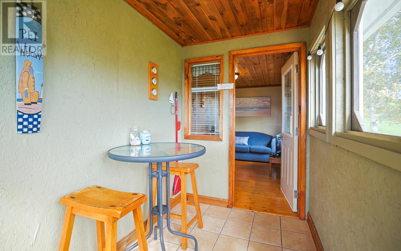 #7 Deroma Cottages Property Photo 28