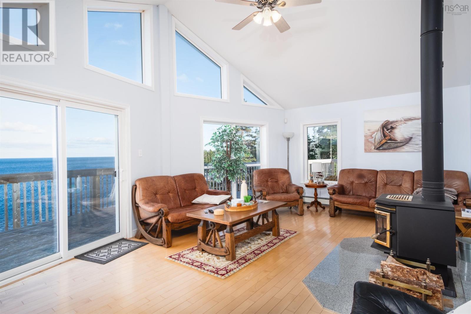 2934 Cape Gegogan Road Property Photo 11