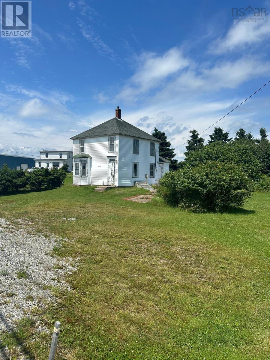 5162 Highway 329 Property Photo 2