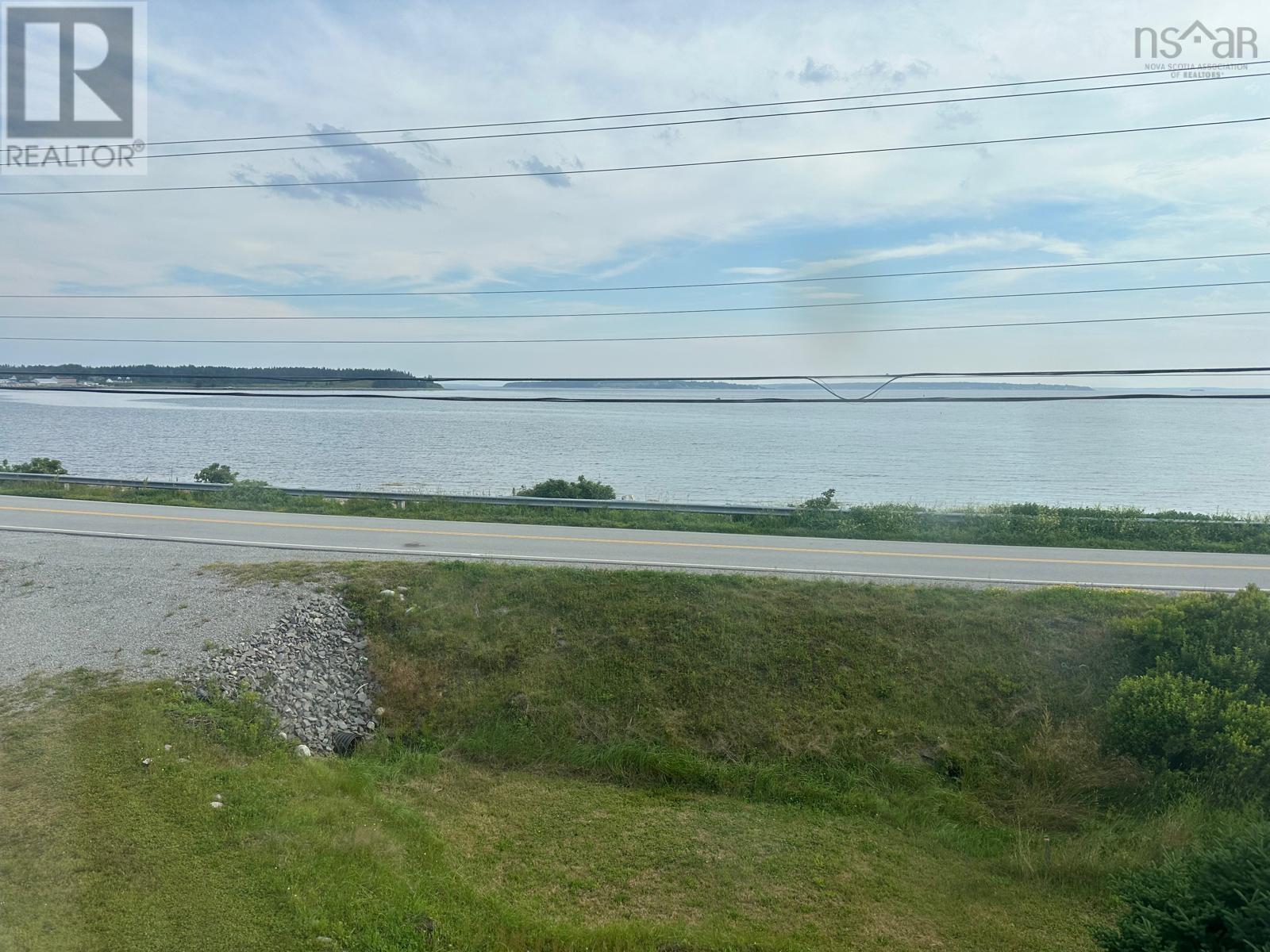 5162 Highway 329 Property Photo 3