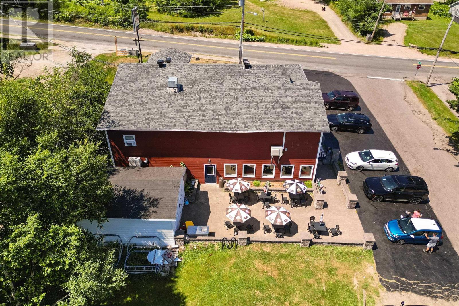 37867 Cabot Trail Property Photo 4