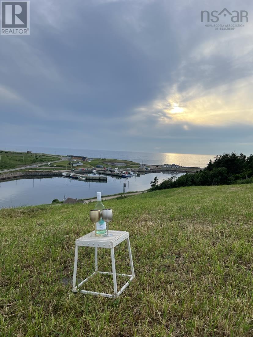 Old Cabot Trail Property Photo 2
