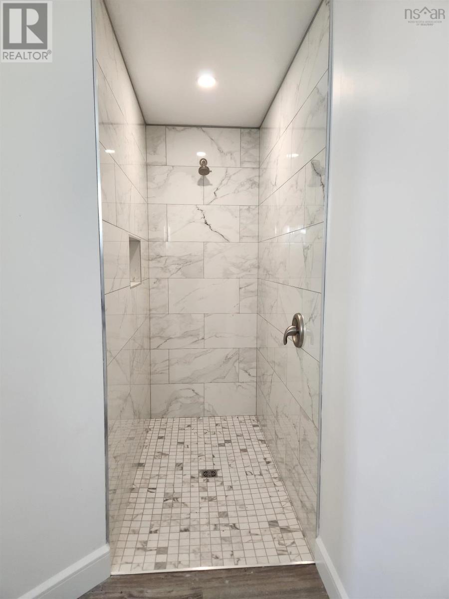 12 Abbey Road Property Photo 13