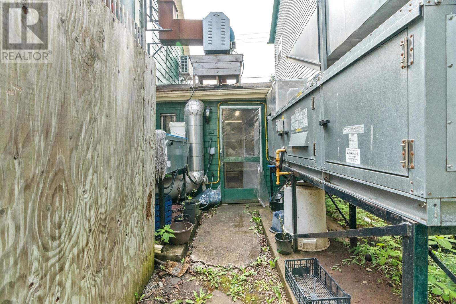 35 Prince Street Property Photo 16